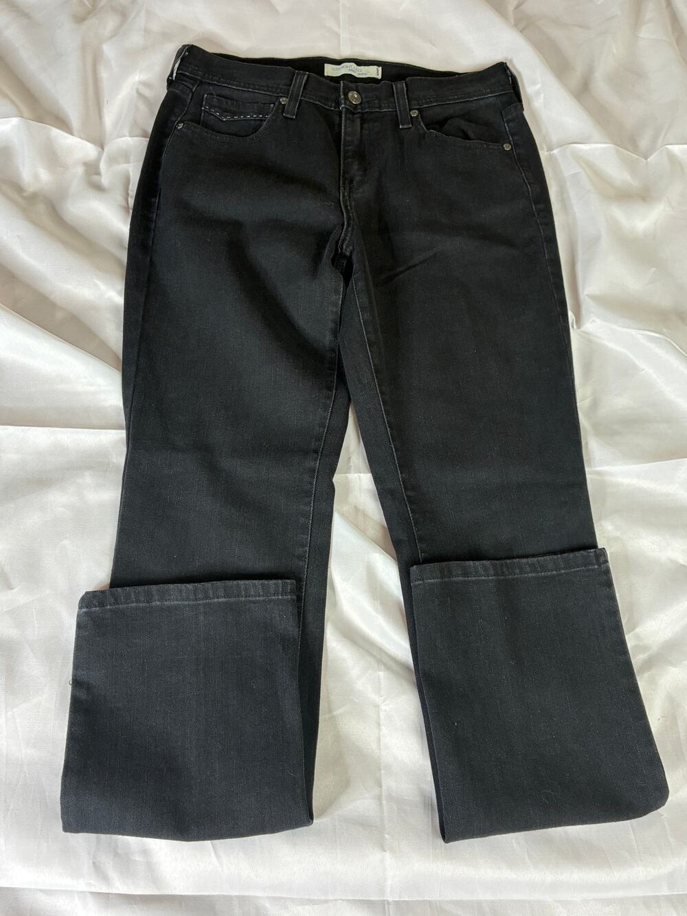Levi's 505 Straight Leg Womens Size 4 M Black Denim Jeans Curved Pocket Stretch